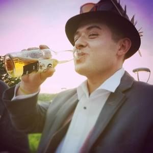 Meet your Posher, Brett